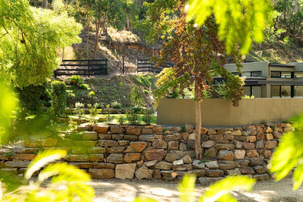 Bluestone rock retaining wall Adelaide Fresh Retaining Walls